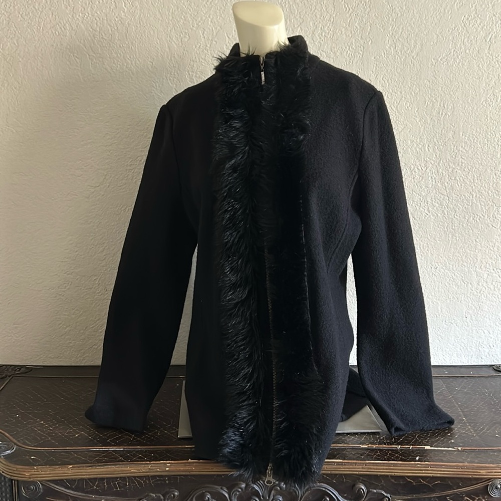 Classiques entier women’s faux fur trimmed jacket